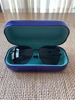 KGL 58mm Black Metal Cat-Eye Frame and Dark Lens Sunglasses w/Case.